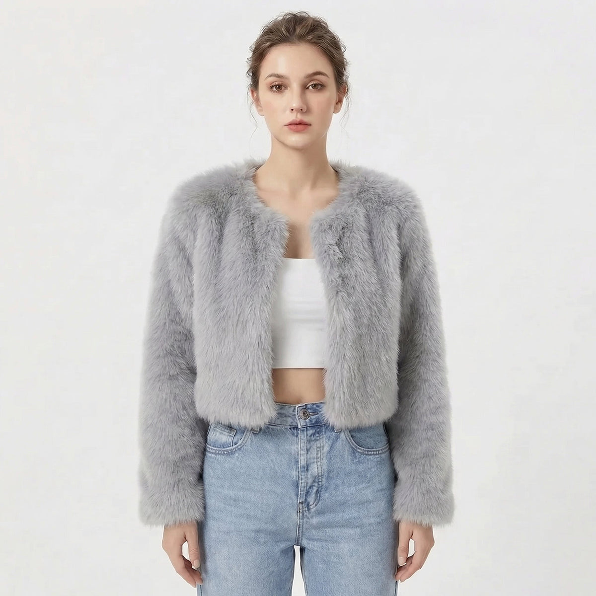 Women's cropped faux fur jacket with long sleeves and open front