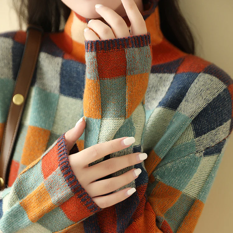 Women's multicoloured checked mock neck jumper with long sleeves
