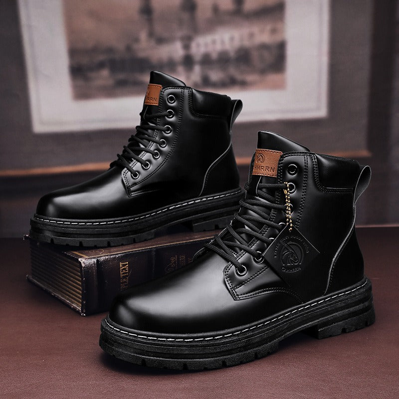 Men's lace-up ankle boots with chunky lug soles and padded collars