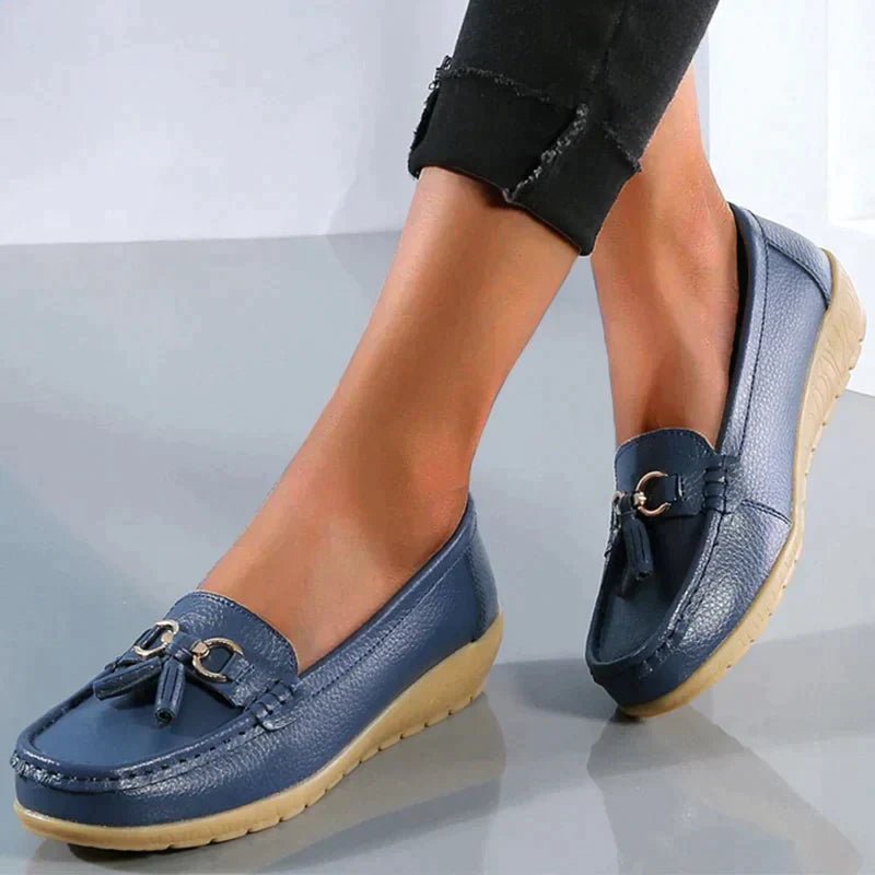 Women’s Decorative Tassel Moccasin Loafers