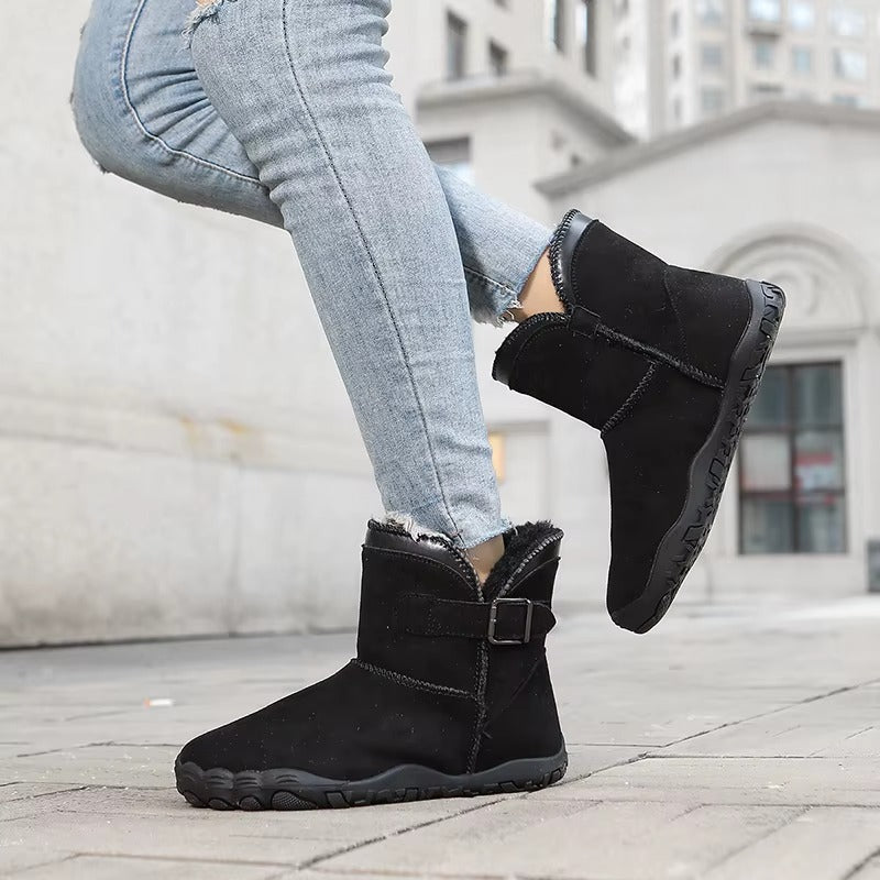 Unisex barefoot ankle boots with buckle straps, fleece lining and patterned flat soles