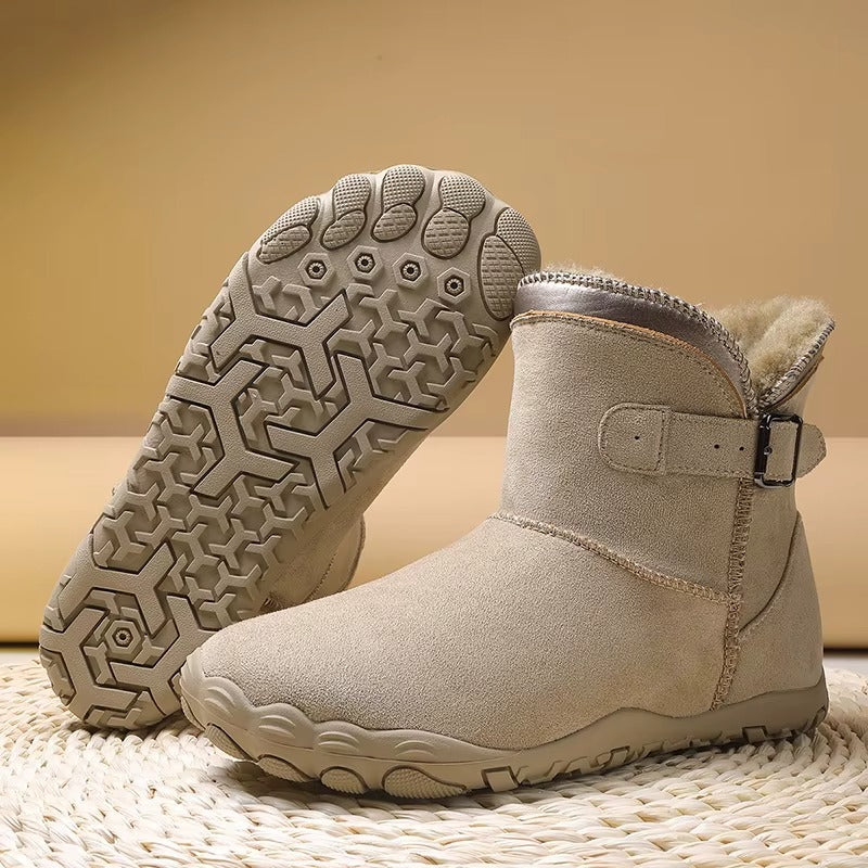 Unisex barefoot ankle boots with buckle straps, fleece lining and patterned flat soles