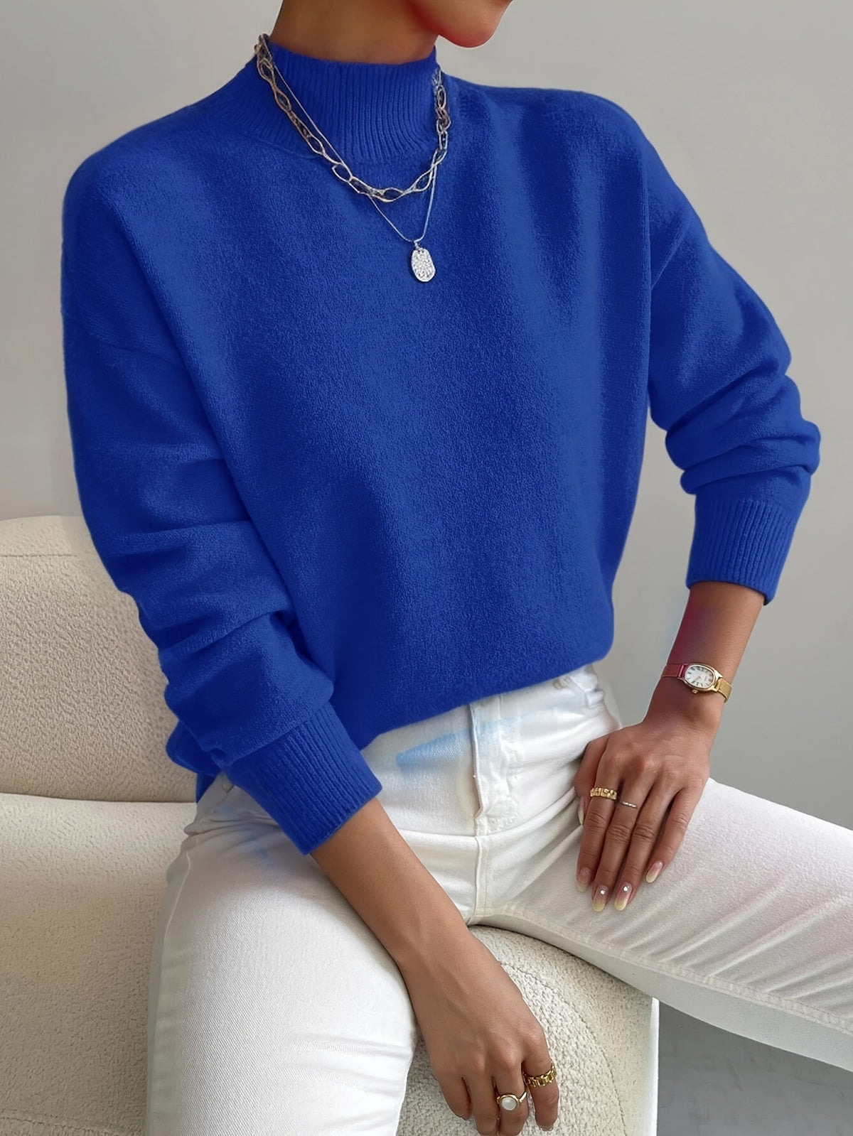 Women's long-sleeve mock neck sweater with ribbed trims