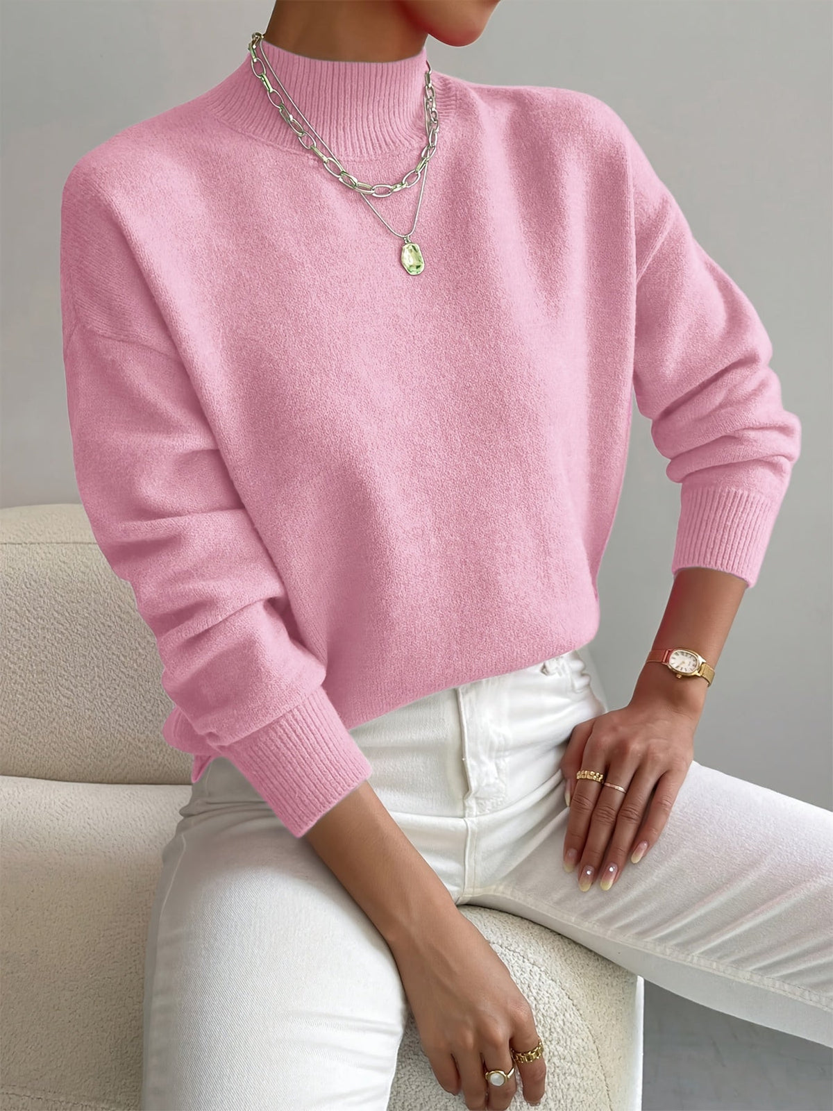 Women's long-sleeve mock neck sweater with ribbed trims