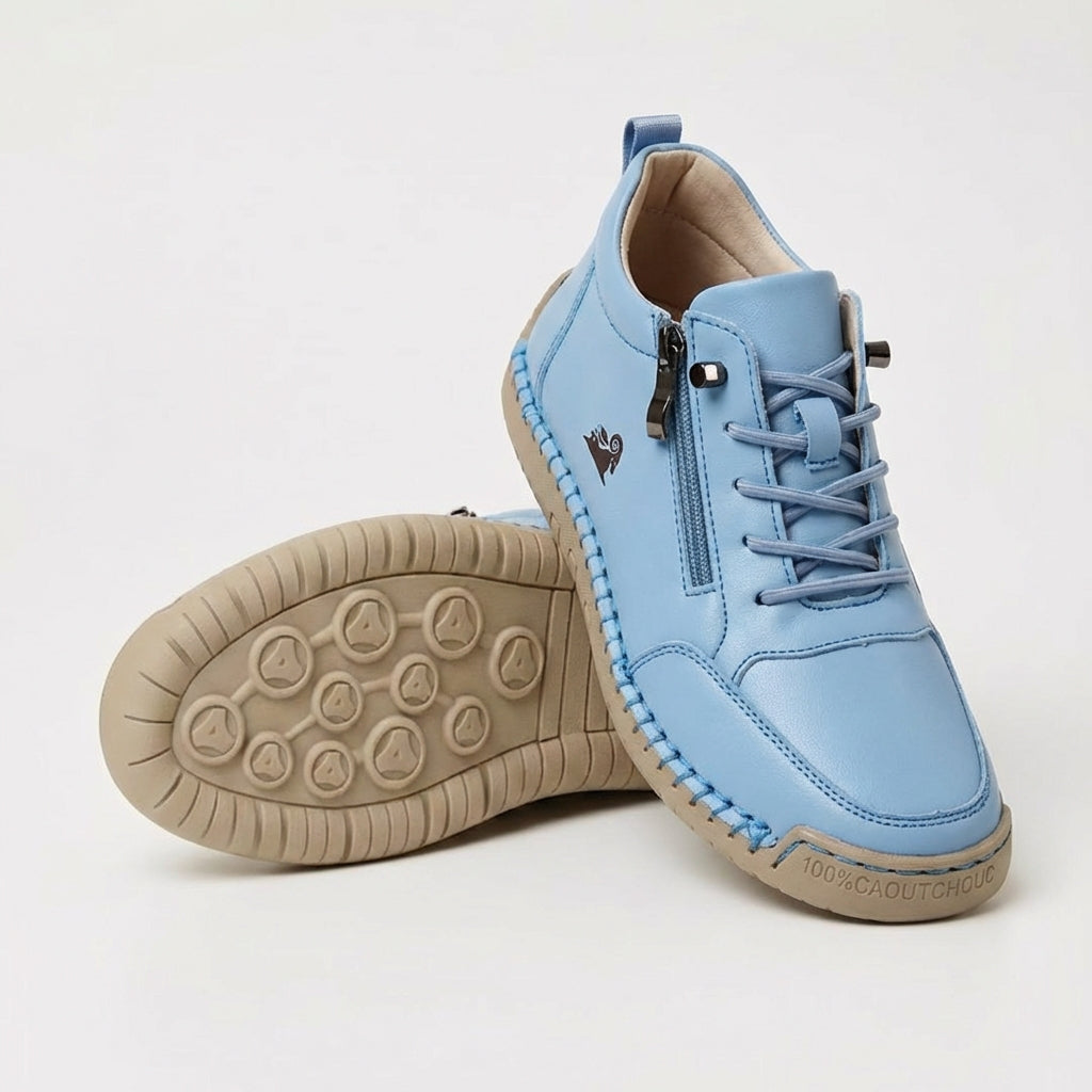 Unisex lace-up trainers with side zip and flat textured sole