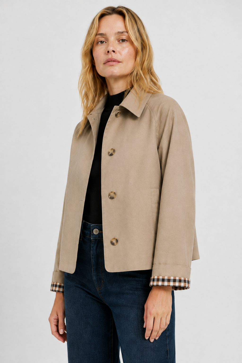Women's lightweight collared jacket with button front and checked turned-back cuffs
