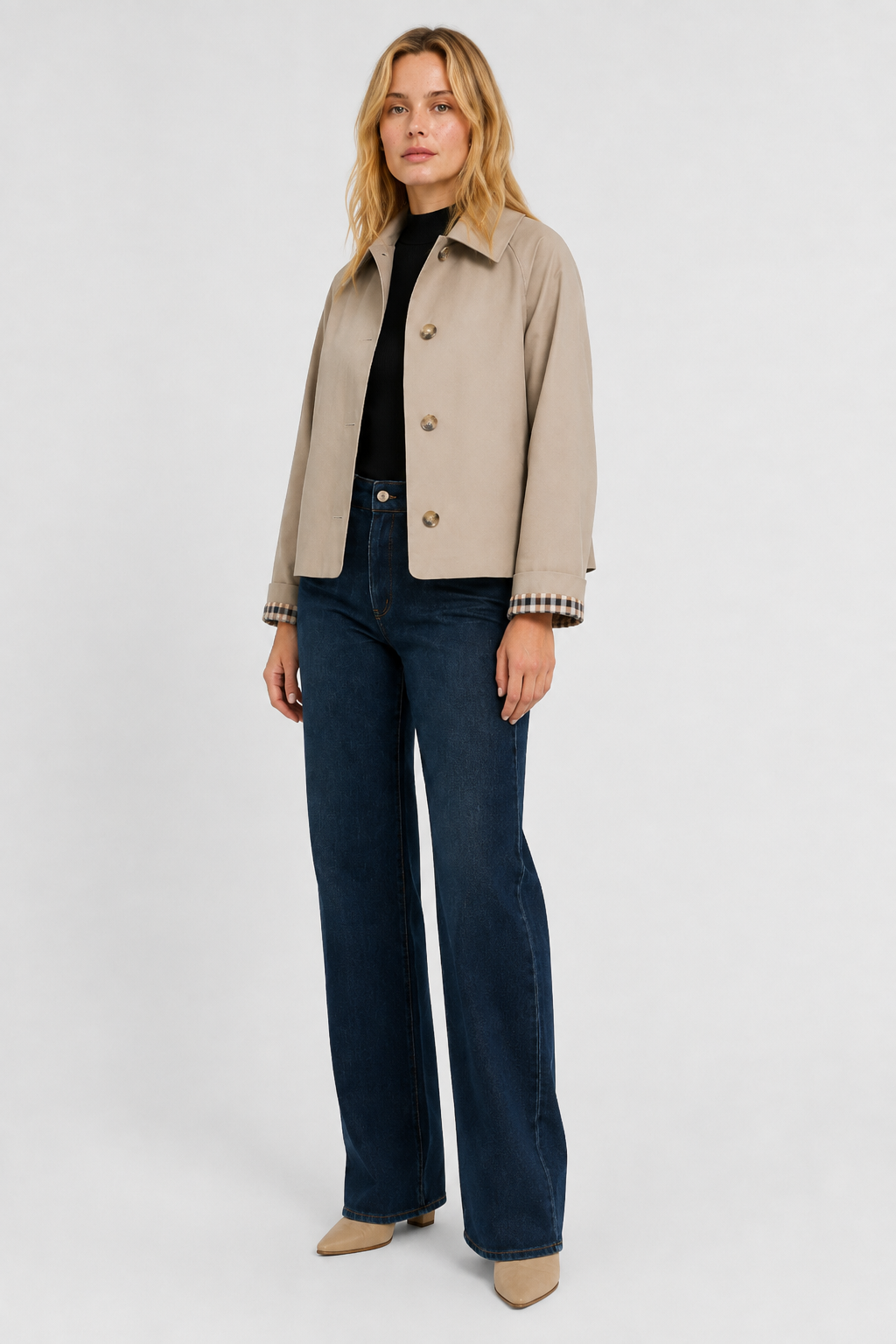 Women's lightweight collared jacket with button front and checked turned-back cuffs