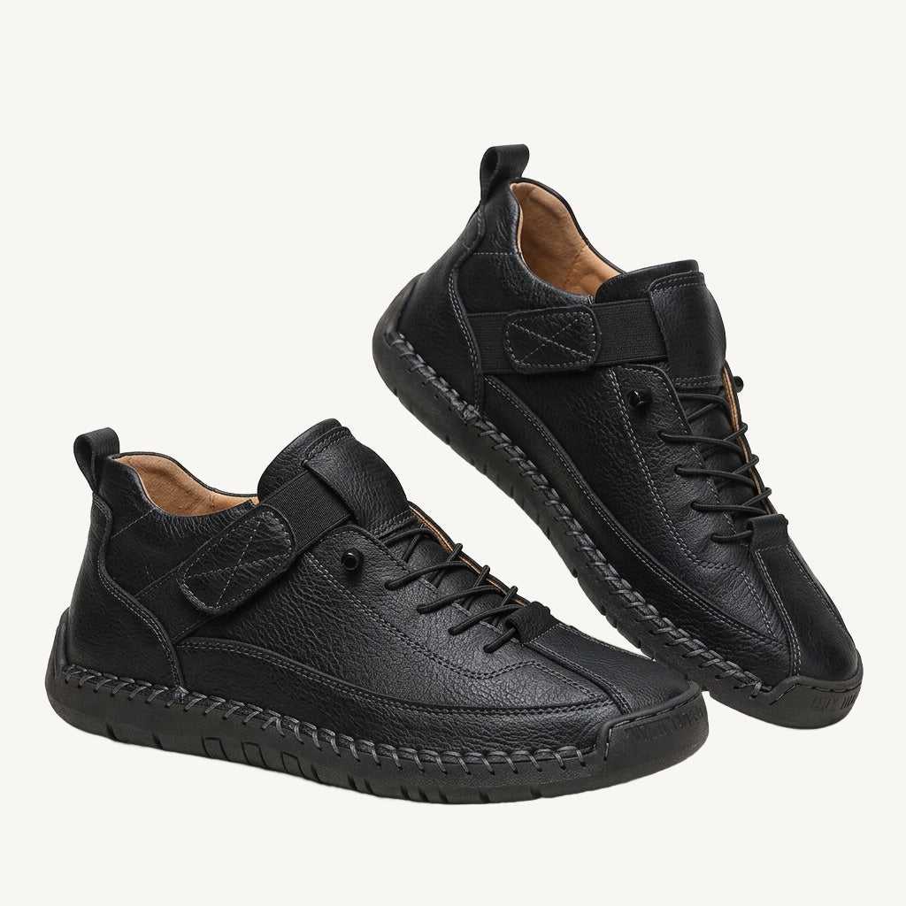 Women's high-top trainers with laces, ankle straps and stitched flat soles