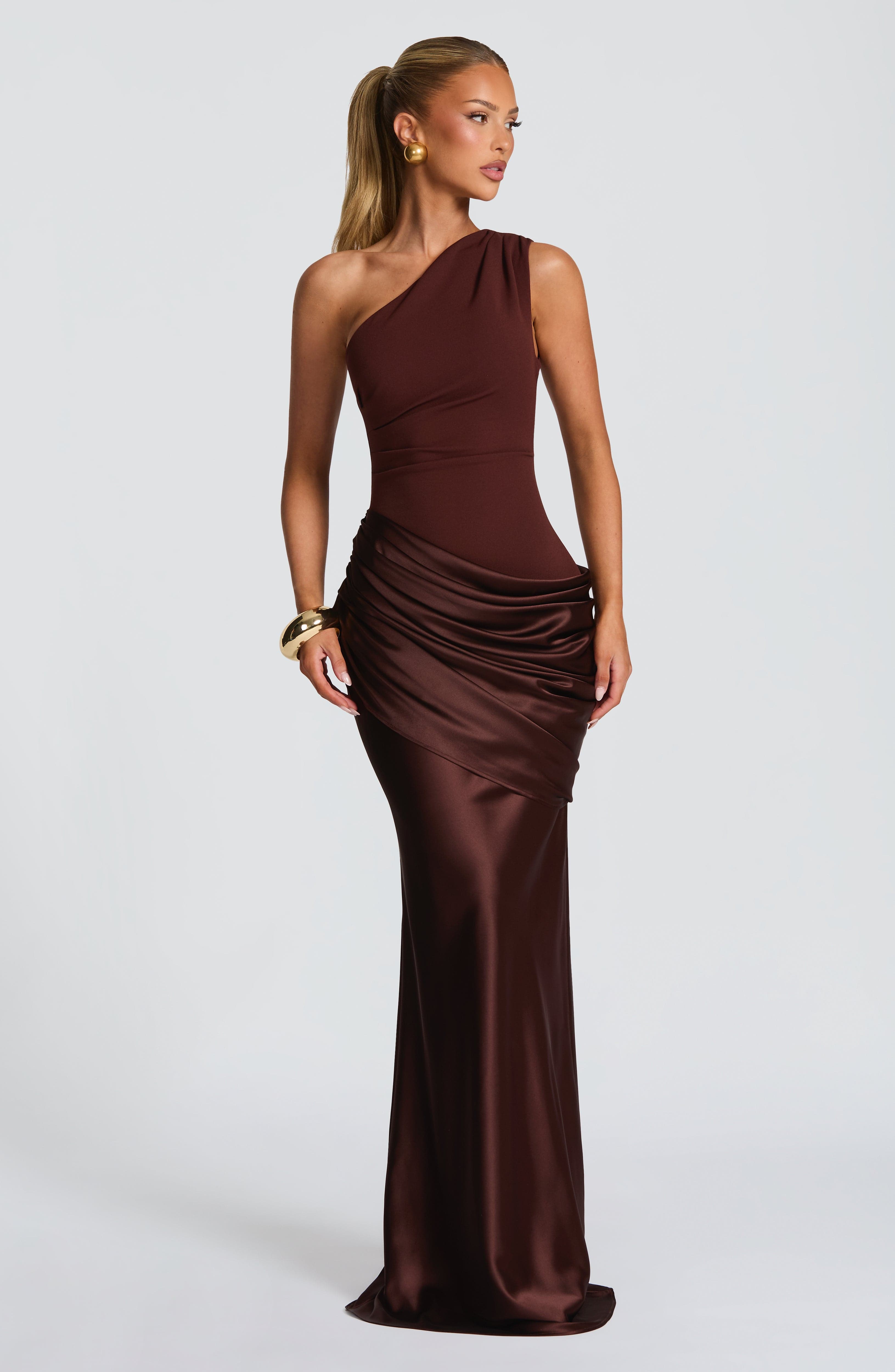 Women's Maxi Dress One-Shoulder Ruched Satin - Brown