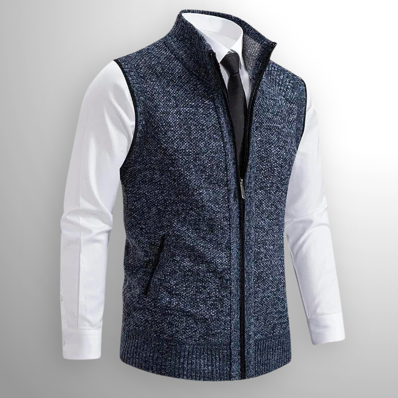 Men's sleeveless textured full-zip sweater vest with stand collar and front pockets
