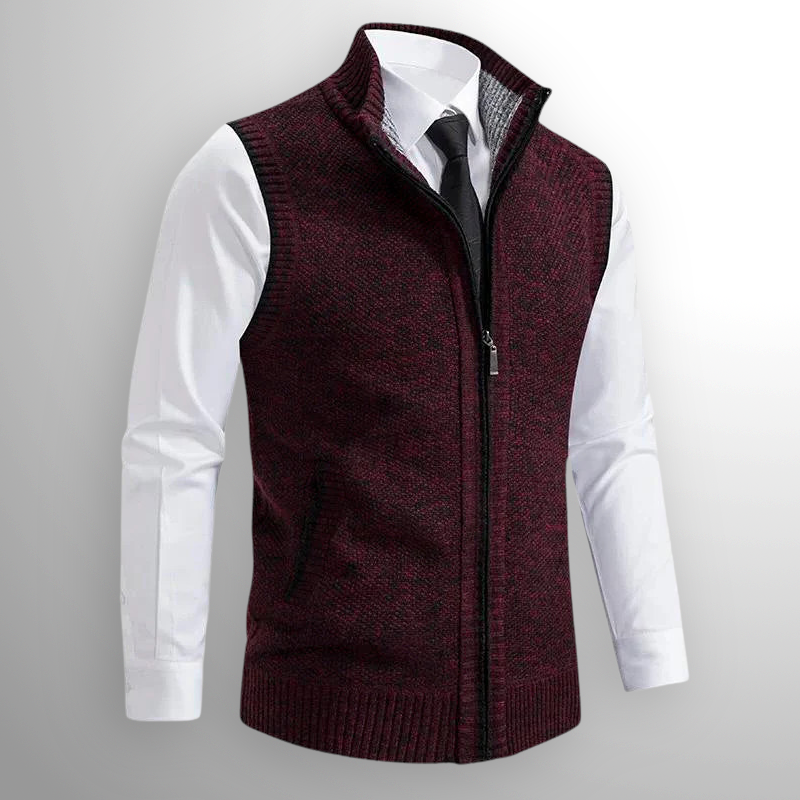 Men's sleeveless textured full-zip sweater vest with stand collar and front pockets