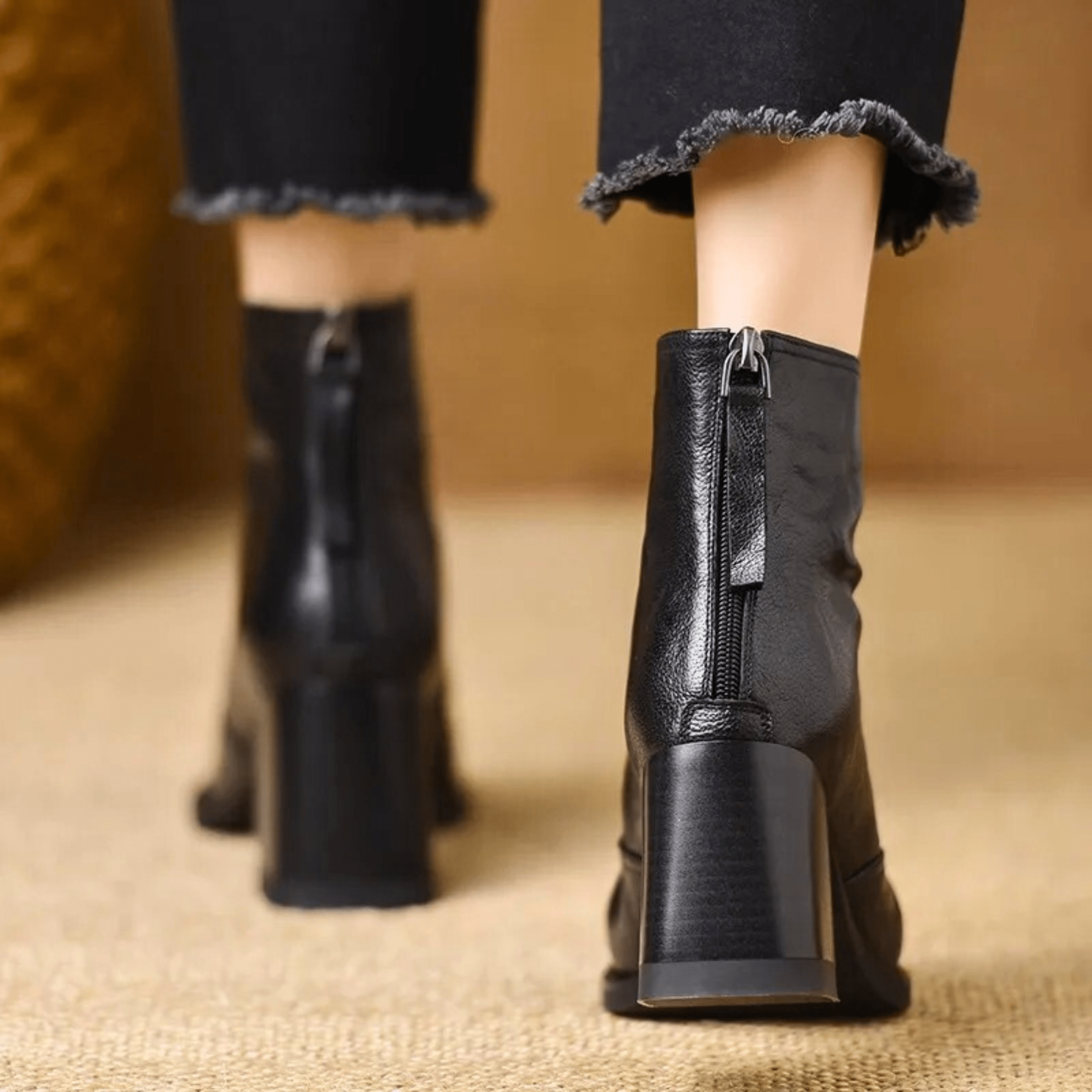 Women's ankle boots with pointed toes, elastic side panels and high block heels
