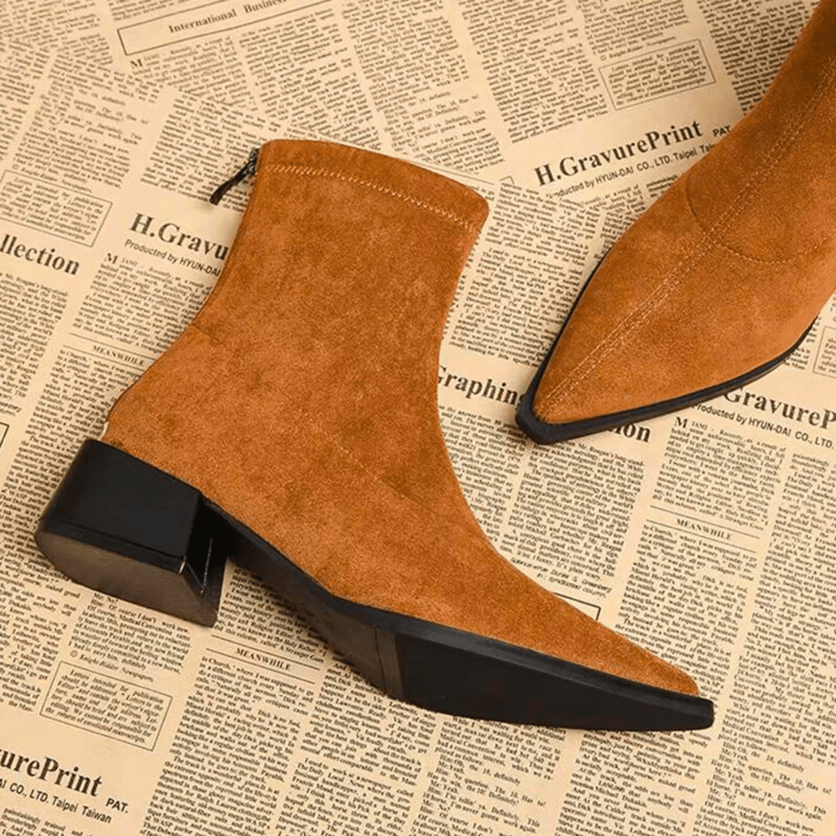 Women's pointed-toe ankle boots with leopard print uppers and block heels