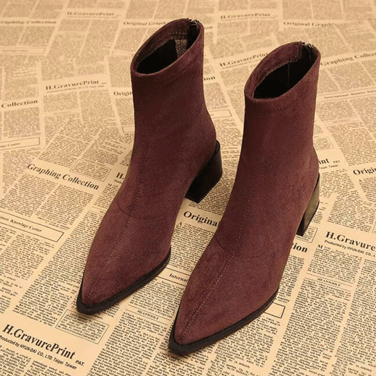 Women's pointed-toe ankle boots with leopard print uppers and block heels