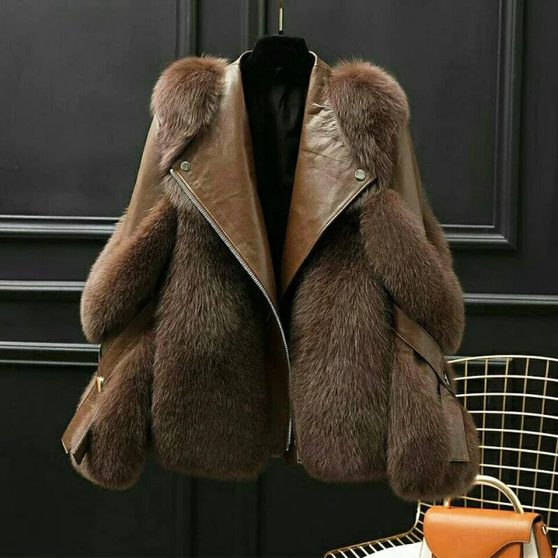 Women's cropped jacket with oversized fur collar and diagonal zip front