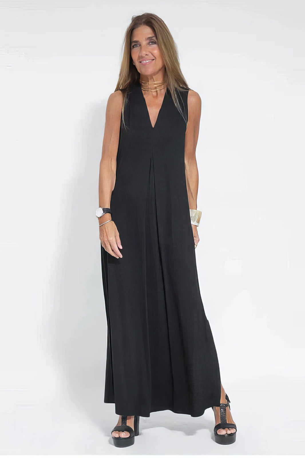 Women's sleeveless V-neck maxi dress with flowing full-length skirt
