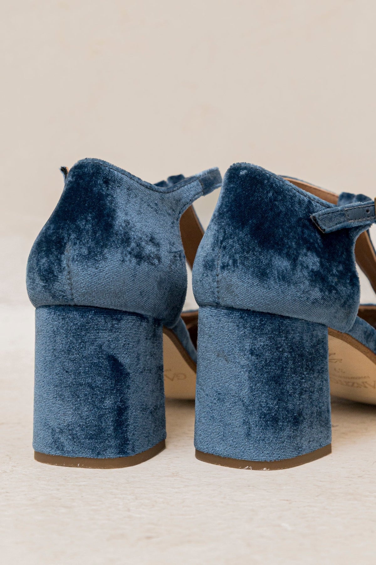 Women's blue T-strap sandals with open toe and block heel
